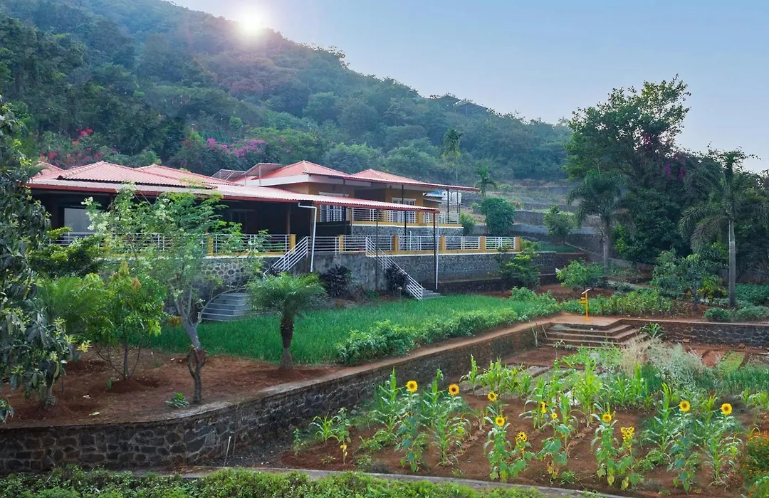Ekam Lake House By Stayvista With Mountain & Lake Views, Outdoor Jacuzzi, Sauna, Modern Amenities & Kitchen Garden-1