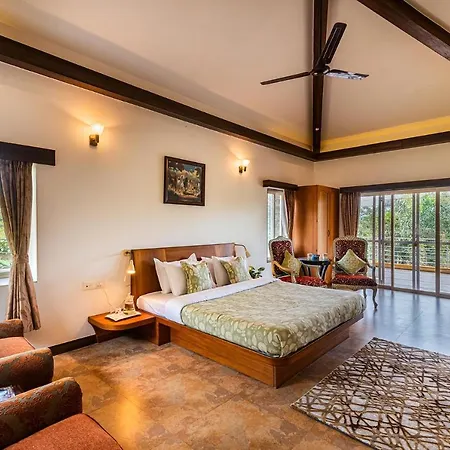Ekam Lake House: Mountain Views & Wellness Retreat-2