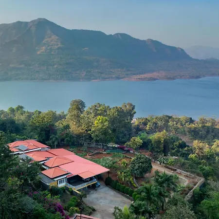 Ekam Lake House: Mountain Views & Wellness Retreat-3